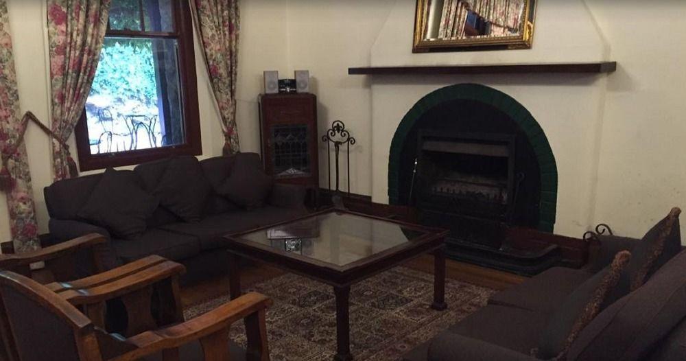 Отель Jenolan Caves House Экстерьер фото