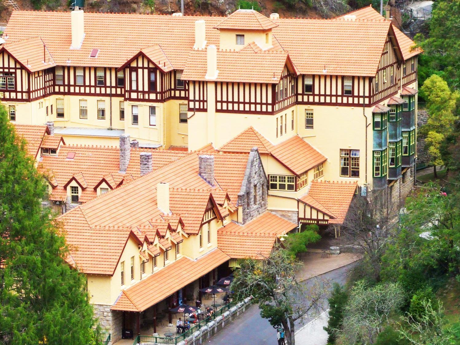 Отель Jenolan Caves House Экстерьер фото