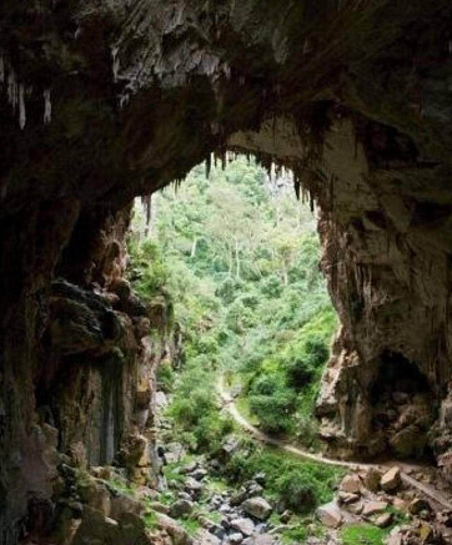 Отель Jenolan Caves House Экстерьер фото
